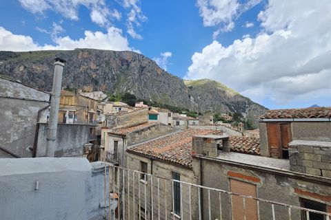Landsbyhus i Isnello, Palermo, Isnello - € 24.000 | Ref: 10632 - foto 10